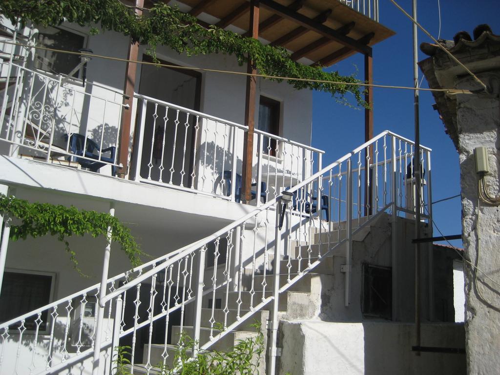Kamelia Apartamento Kokkari Exterior foto